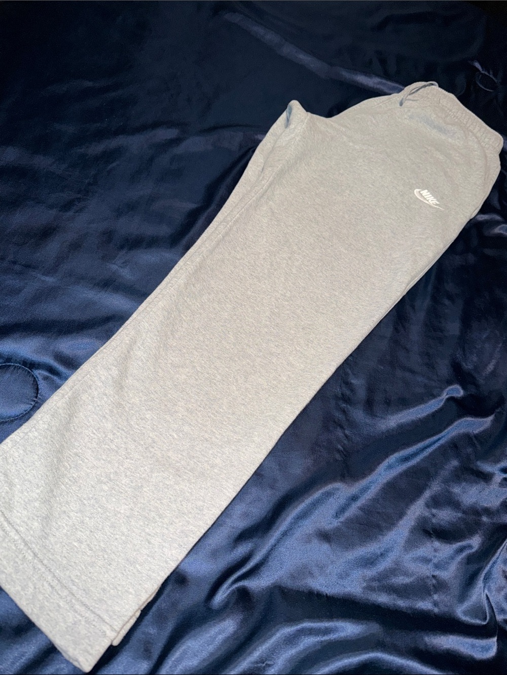 Nike Men's Light Gray Straight Leg Sweatpant bottoms with Logo